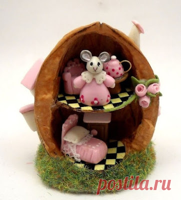 Миниатюрный мир в грецком орехе