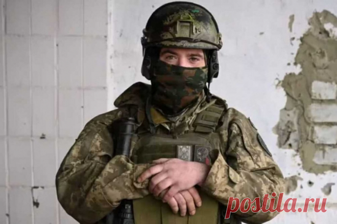 В нокаут. В рядах ВСУ уничтожен ветеран Бундесвера с позывным Боксер. Баварец Стефан Пури состоял в “Нормандской бригаде” — подразделении западных наемников, воюющих на стороне ВСУ с 2022 года. В марте вооруженное формирование было обезглавлено.
