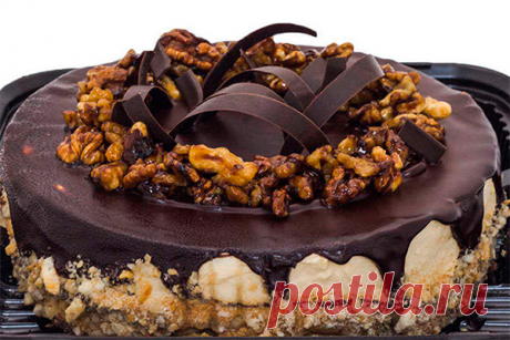 Торт «Грильяжный» Восхитительный хрустящий шоколадный торт с карамельным кремом и грильяжем. Для всех поклонников насыщенных и ароматных ореховых десертов предлагаем