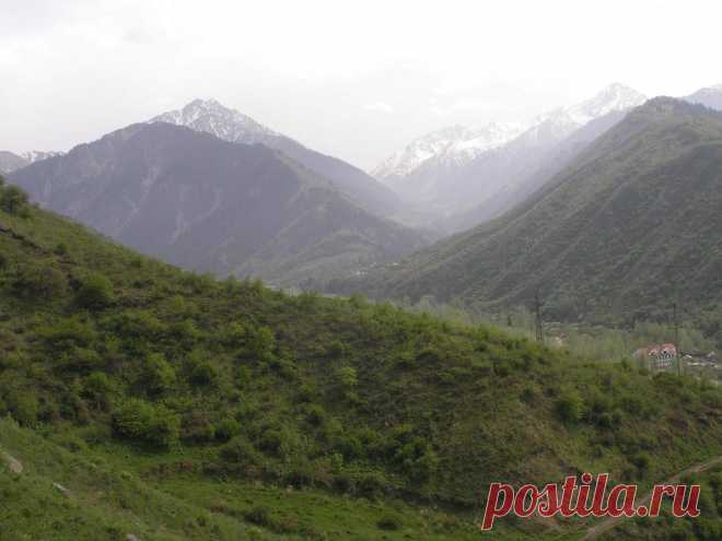 Panoramio - Photo explorer