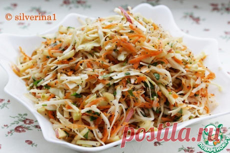 Капустно-морковный салат с яблоком. Сочный и вкусный овощной салат. Замечательно идёт в качестве закуски или гарнира к мясным блюдам, подойдёт для позднего ужина или постного стола.