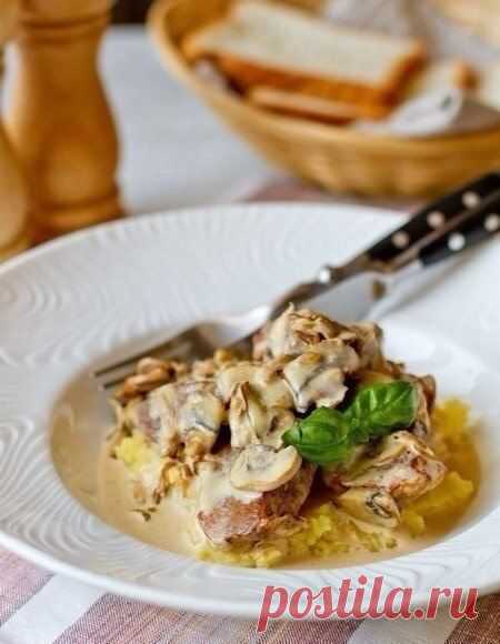 Свиная вырезка в сливочно-грибном соусе / Изысканные кулинарные рецепты