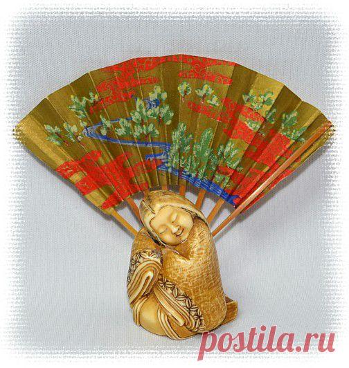 Японские нэцке и окимоно. Антикварная японская нецка из слоновой кости Спящая Принцесса. Aoyama Do® японский интернет-магазин.