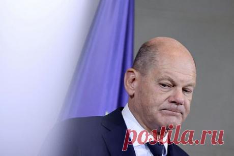 Шольц пообещал передать Украине дополнительную систему ПВО Patriot. Канцлер ФРГ Олаф Шольц заявил, что Германия поставит Украине дополнительную систему противовоздушной обороны (ПВО) Patriot. Об этом политик сообщил на встрече с президентом Украины Владимиром Зеленским. Встреча лидеров двух стран прошла в рамках саммита Европейского политического сообщества в испанской Гранаде.