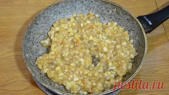 Вкусные булочки с яблоками и корицей