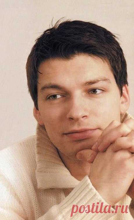 Даниил Страхов