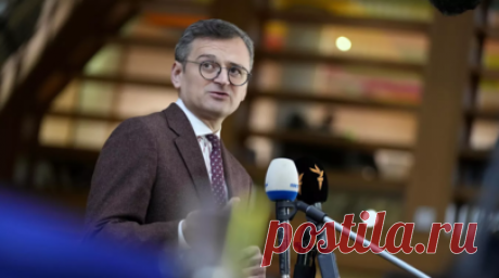 Кулеба: уклонисты не смогут получать консульские услуги за границей. Глава украинского МИД Дмитрий Кулеба подписал распоряжение о приостановке оказания консульских услуг находящимся за границей украинским военнообязанным мужчинам. Читать далее