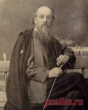 Google+
17 сентября 1857 года родился Константин Циолковский - русский и советский учёный и изобретатель в области аэродинамики, основоположник космонавтики

По семейному преданию, род Циолковских ведёт свою генеалогию от казака Северина Наливайко, который руководил антифеодальным крестьянско-казацким восстанием на Украине в 16 веке. Потомки Наливайко были сосланы в Плоцкое воеводство, где породнились с дворянской семьей и приняли их фамилию – Циолковские. Сама же фамилия произошла