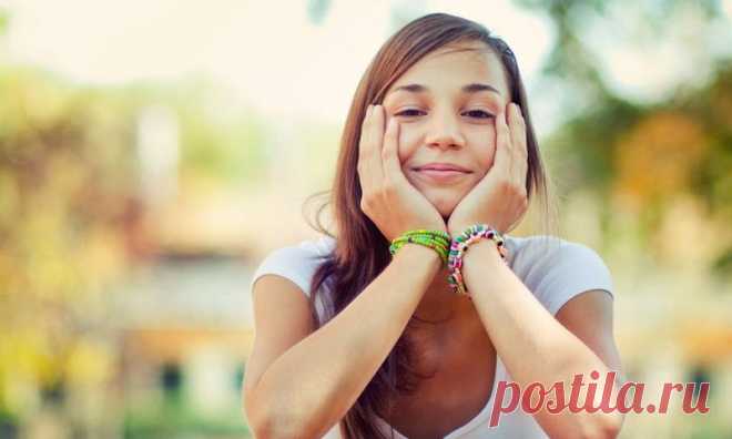 Сегодня с утра для женщин разных возрастов провела мастер-класс  "уход за кожей лица"  Где девочки получили знания, истинное удовольствие от мастер-класса, подобрали для своего типа кожи  средства по уходу. 
Приглашаю  всех ко мне в гости! Подскажу и поделюсь секретами.