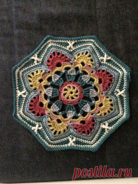 (6) https://janiecrow.co.uk/presta/patterns/201-persian-tile-kit-.html | Mandala