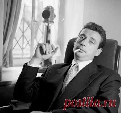 Ив Монтан, 13 октября, 1921
 • 9 ноября 1991