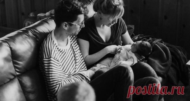 «Лучше чувствовать себя виноватым, чем признать, что взрослые потеряли контроль». Как мы берем на себя вину за развод родителей
Сколько взрослых живет с верой, что они причина развода родителей? Что без них в семье все было бы хорошо. Их нервная система будто замерла в развитии: грусть, страдания, чувство вины по кругу. Таких людей очень много, поэтому я хочу объяснить одну вещь, пусть она...
Читай пост далее на сайте. Жми ⏫ссылку выше