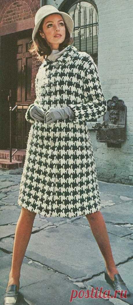 Vintage 1960s Houndstooth Coat Crochet Pattern PDF 6801