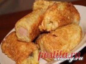 Сосиски с картофельным пюре в вафлях, рецепт с фото