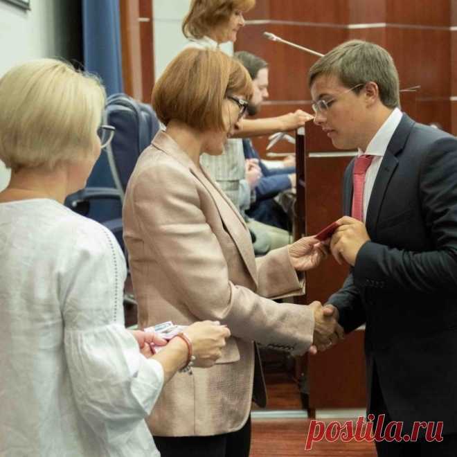 🕵 Информационный сайт о новостях судебной системы и законодательства
🔥 Горячие темы 🎥 Репортажи 💬 Интервью 📊 Аналитика 👀 Происшествия
📝 Статья: Продолжается спор о кредиторах застройщика элитного жилья