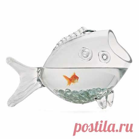 Забавный аквариум для золотой рыбки. $70 USD. Мне даже рыбку захотелось завести. Интересно, владельцы рыбок поделитесь, у Вас какие аквариумы?