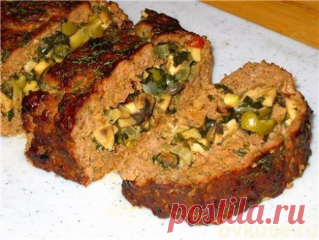 Мясной батон с начинкой из грибов, шпината и маслин - Простые рецепты Овкусе.ру