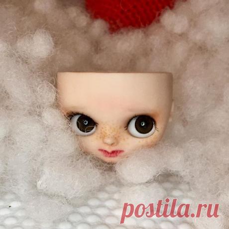 🙋🏼👋🏻🌏Целый день сумерки!😴🤭Но работа продолжается🤗 #procesión #process #процессы #петитблайз #кастомблайз #кастомайзинг #customdoll #petite #petitdoll #petitblythe #custompetiteblythe #custompetite #intresting #интересно #ручнаяработа