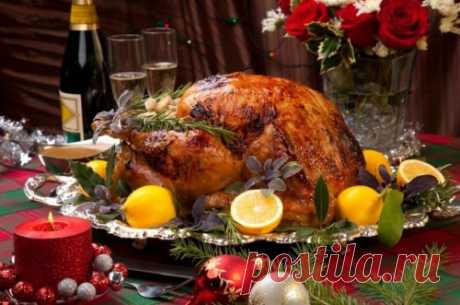 Гусь с яблоками. Шикарное блюдо для праздничного стола. Тут и объяснения совершенно излишни. Гусь – он и в Африке гусь. Тут важно правильно приготовить.