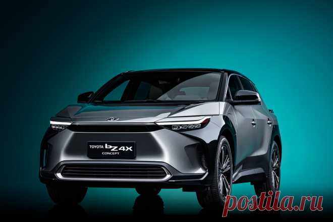 Концептуальный электрический кроссовер Toyota bZ4X Концепт-кар станет родоначальником целого семейства Toyota bZ, которое обещает достичь большего, чем просто отсутствие выбросов. Благодаря специальной платформе для электромобилей серия Toyota bZ призвана трансформировать жизнь людей …