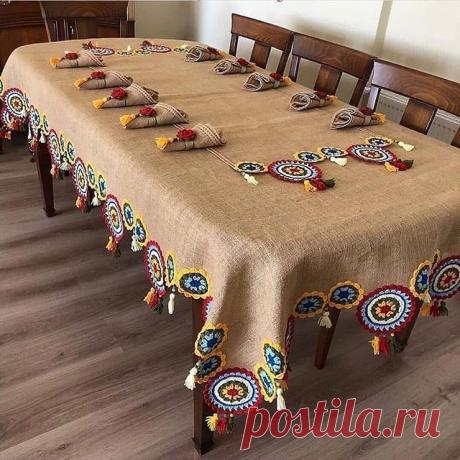 Интерьерный текстиль с вязаными мотивами от @aynurbilgun28
.
.

🌼💐🌺🌸🌻🥀🌼 ❤️ ✳️#вязаниеспицами#вязаниекрючком  #handmade 
#амигуруми 
#knitting
#crochet 
#вязаныесумки
#игрушкиручнойработы
#лучшиесхемы
#мастеркласс
#схемымоделей
#pattern 
#вязаноеплатье
#stricken
#handknit
#knitwear
#вязание
#knitstagram
#кардиган
#вяжуназаказ
#knitspiration
#knitting
#crochet