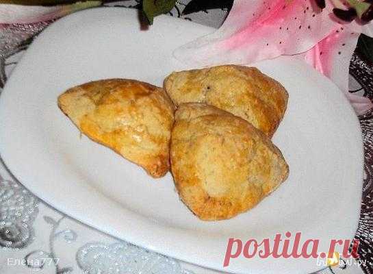 Уши Амана (восточные сладости) О рецепте Уши Амана (восточных сладостей) Очень вкусные рассыпчатые пирожные с клубничным джемом, ароматом корицы и грецких орехов.