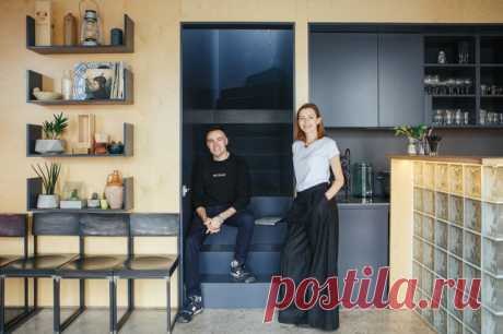 Можно ли научиться дизайну интерьера на онлайн-курсах? Мы узнали у основателей Artclever — онлайн-платформы для образования в сфере искусств и цифровых технологий. Заодно узнали, чем российское онлайн-образование отличается от зарубежного, сколько должен стоить нормальный курс и как выбрать преподавателя.