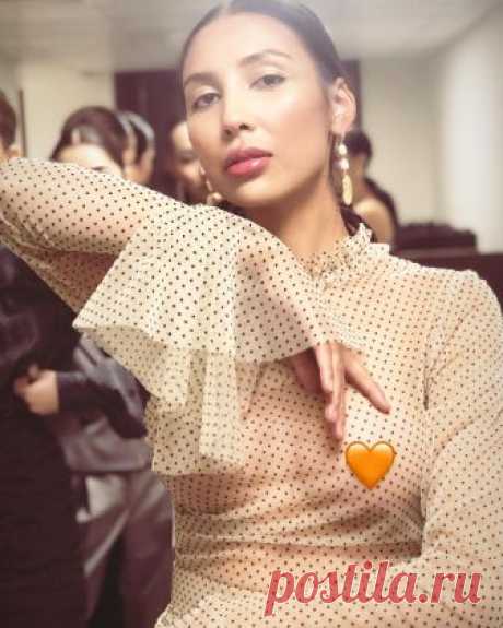 Дина Тасова в Instagram: «Чистые, сильные эмоции. Это не о дизайне. Это о чувствах. Самое изысканное сексуальное Платье  @atelierdanadyusembayeva Модель Агенство…» 2,506 отметок «Нравится», 1,079 комментариев — Дина Тасова (@dinagul.tassova) в Instagram: «Чистые, сильные эмоции. Это не о дизайне. Это о чувствах. Самое изысканное сексуальное Платье…»