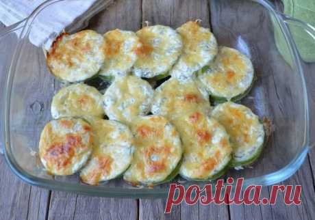 КАБАЧКИ В СМЕТАНЕ: ЗА 30 МИНУТ ПОЛУЧАЕМ ВКУСНЕЙШЕЕ БЛЮДО!