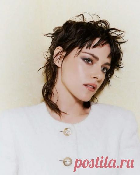 Кристен Стюарт, 9 апреля, 1990