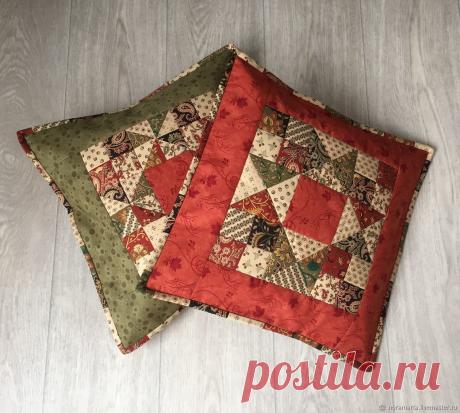 "Тёплая осень" Лоскутные наволочки – заказать на Ярмарке Мастеров – FTPUTRU | Подушки, Красноярск &quot;Тёплая осень&quot; Лоскутные наволочки в интернет-магазине на Ярмарке Мастеров. Диванная подушка
Лоскутная подушка
Лоскутное шитьё
Лоскутная наволочка

Цена указана за 1 подушку.

Такой простой и небольшой предмет, как диванная подушка, дает огромные возможности вашему интерьеру.