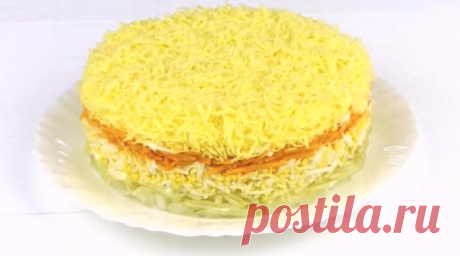Французская классика – слоеный салат с яблоком и морковью