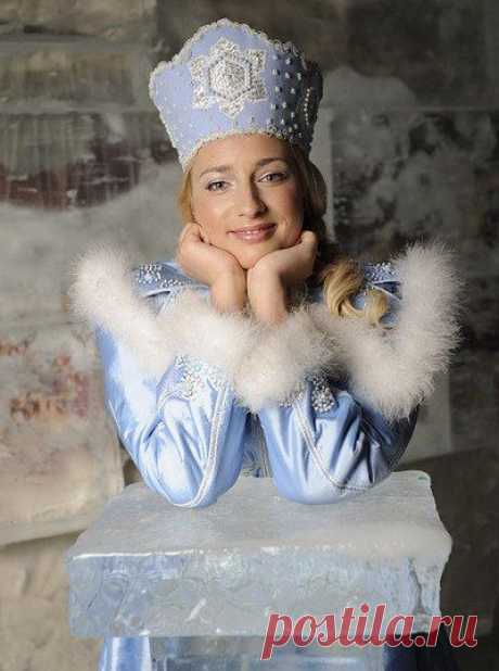 Хорошо отдохнуть
В царство костромской Снегурочки на один день!
МОЖНО ПОЕХАТЬ 02.01.16, 03.01.16, 05.01.16.
СТОИМОСТЬ 1790 руб НА ВЗРОСЛОГО И НА РЕБЕНКА.
Обед в кафе города оплачивается дополнительно - 300 руб/чел.