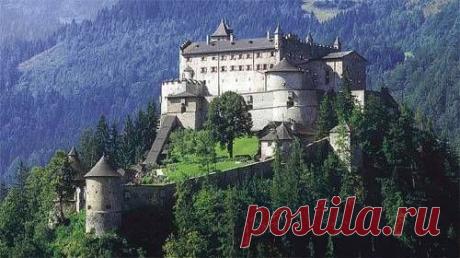 Замок Хоэнверфен. Австрия.