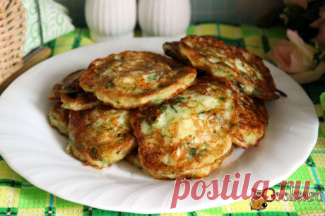 Кабачковые оладьи с мягким творогом и зеленью фото рецепт приготовления