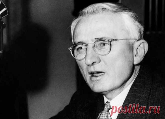 2 отличных плана выступлений перед публикой, которые принесут вам 100% успех ( методы Карнеги)
Как часто вам приходилось выступать публично ? Я абсолютно уверен, даже если вы среднестатистический человек, то все равно делали это не раз. 2 Плана выступлений ниже ! Дейл Карнеги Дейл Карнеги У многих, точнее, у большинства людей с публичными выступлениями огромная беда. И это не удивительно. Вы никогда не задумывались, почему мы так волнуемся, когда […]
Читай дальше на сайте. Жми подробнее ➡