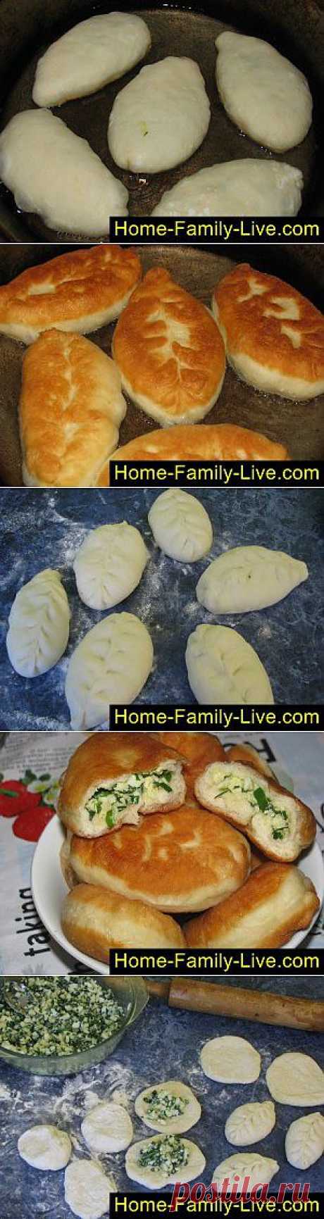 Кулинарные рецепты Пирожки с луком и яйцом - пошаговый фоторецепт - жаренные пирожки с лу