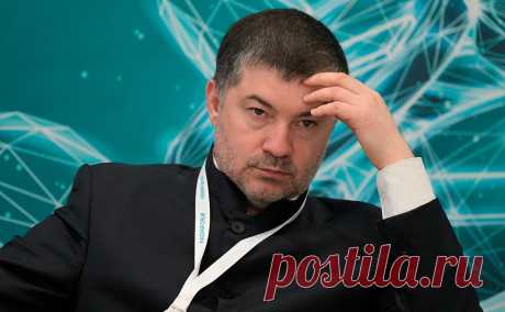 Суд назвал причину ареста гендиректора «Ворлдскиллс России». Генеральный директор АНО «Ворлдскиллс России» Роберт Уразов, по версии следствия, в целях личного обогащения предоставлял ложные сведения о заключаемых срочных договорах в Роструд, его арестовали на два месяца, сообщили в пресс-службе судов общей юрисдикции Москвы.