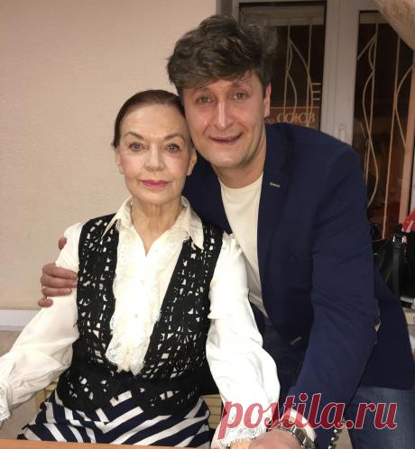 76-летняя Людмила Чурсина пыталась покончить жизнь самоубийством после болезненного развода
