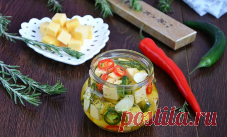 МАРИНОВАННЫЙ СЫР. Интересная и вкусная закуска! Сыр – это всегда вкусно, а маринованный сыр – вкусно вдвойне! Подавать его можно в качестве самостоятельной закуски или использовать в различных салатах. Такой сыр придаст блюду остроту вкусу, пикантность и потрясающий аромат...
