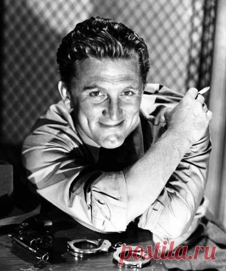 Кирк Дуглас (Kirk Douglas)
- 9 декабря, 1916 • 5 февраля 2020