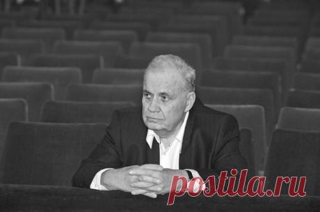 «Как много дней, что выброшены зря…»: философское стихотворение Эльдара Рязанова о жизни и суете