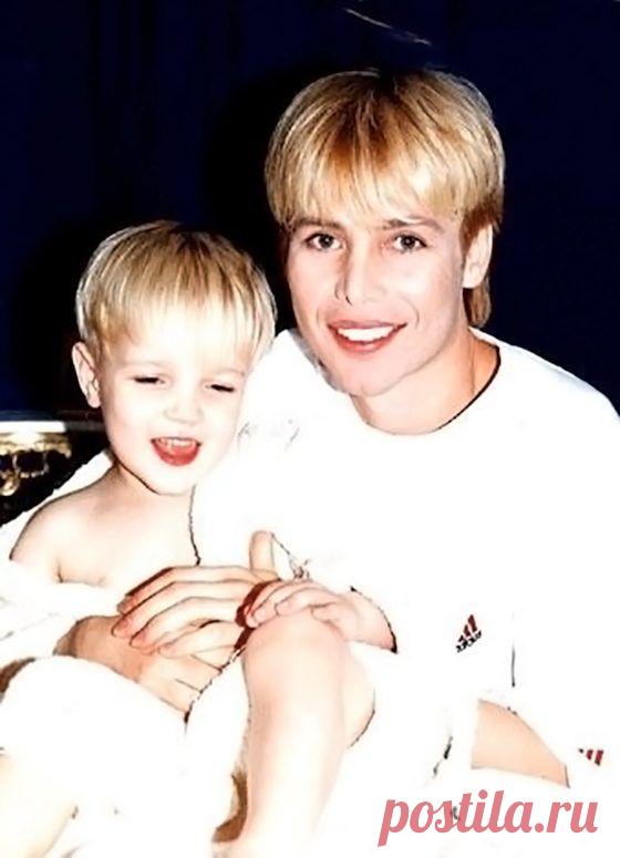 Подруга раскрыла тайну рождения сына Зверева / Шоубиз