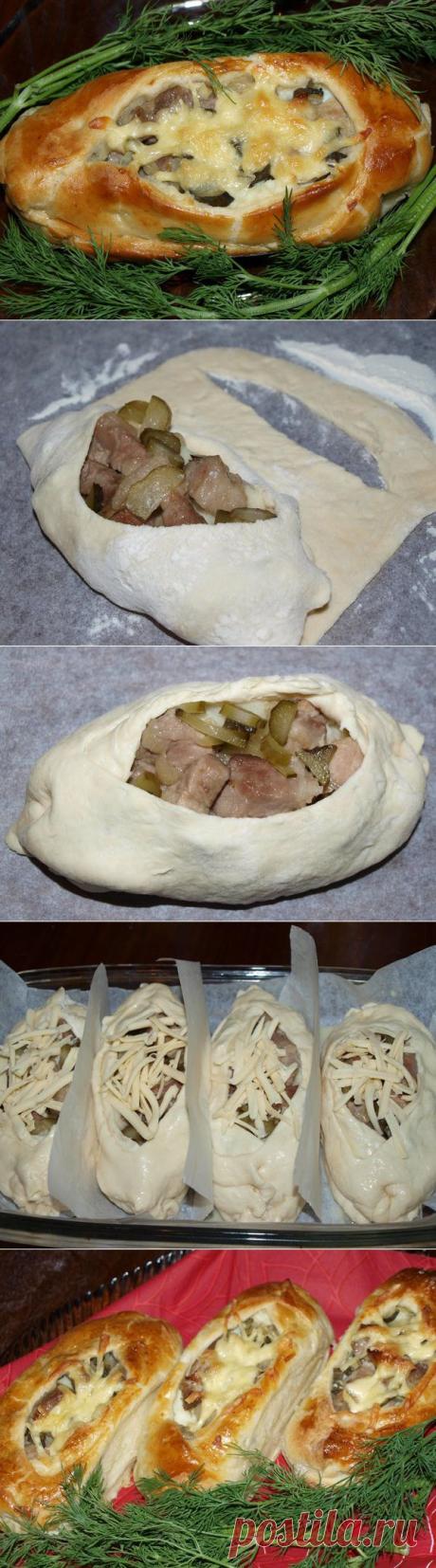 ЛОДОЧКИ из слоеного теста с картофелем, мясом и огурчиками
