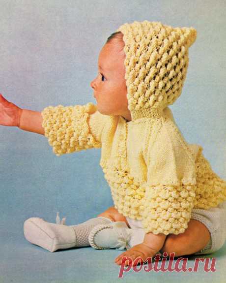 baby knitting pattern gorgeous vintage sweater with pixie hood dk yarn in size 19-20 inch chest This item is a PDF file of the knitting pattern for this really super cute little hooded sweater.    The pattern calls for double knitting wool and 3.75m needles. So sweet!    The pattern is for size 19-20 inches.    The pattern will be available for download upon receipt of payment, for you to print out or read from your computer.    All patterns are sent with a UK/USA needle conversion chart.