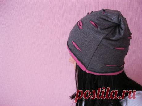 Шапка из трикотажных маек)