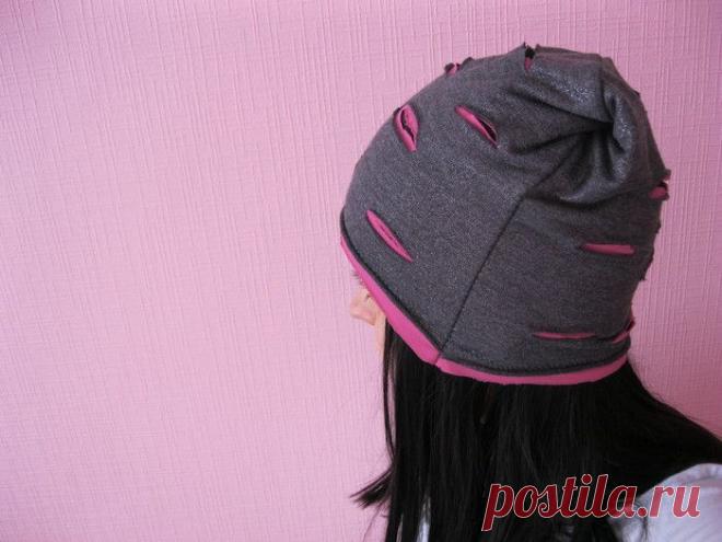 Шапка из трикотажных маек)