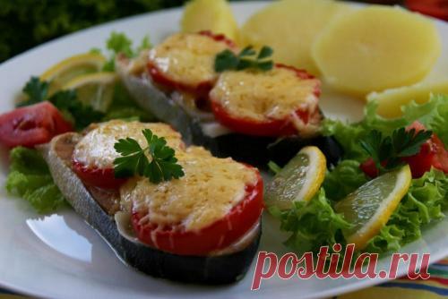 Горбуша в духовке с помидорами и сыром, рецепт с фото