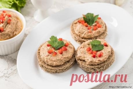 Нежный паштет из тунца, помидоров и зелени