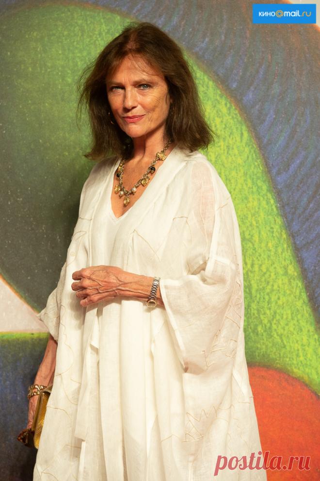 Жаклин Биссетт